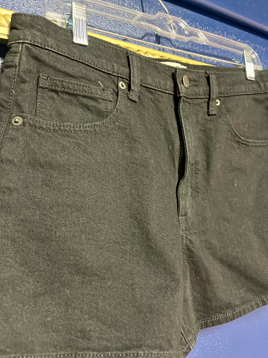 Universal Thread Black Shorts