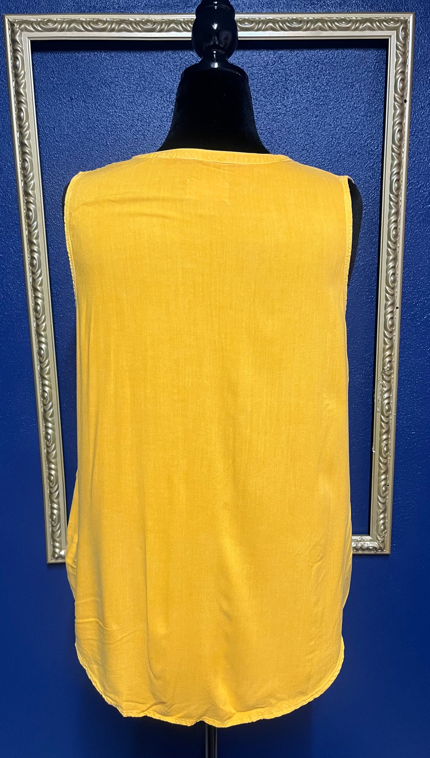 Universal Thread Gold Sleeveless Blouse