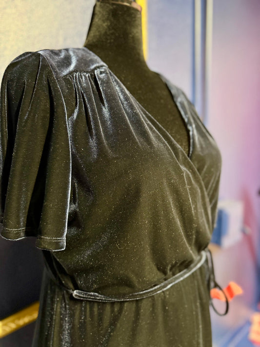 Chelsea 28 Blue Velvet Dress