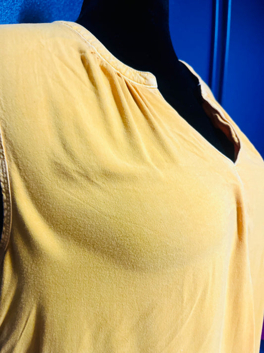 Universal Thread Gold Sleeveless Blouse