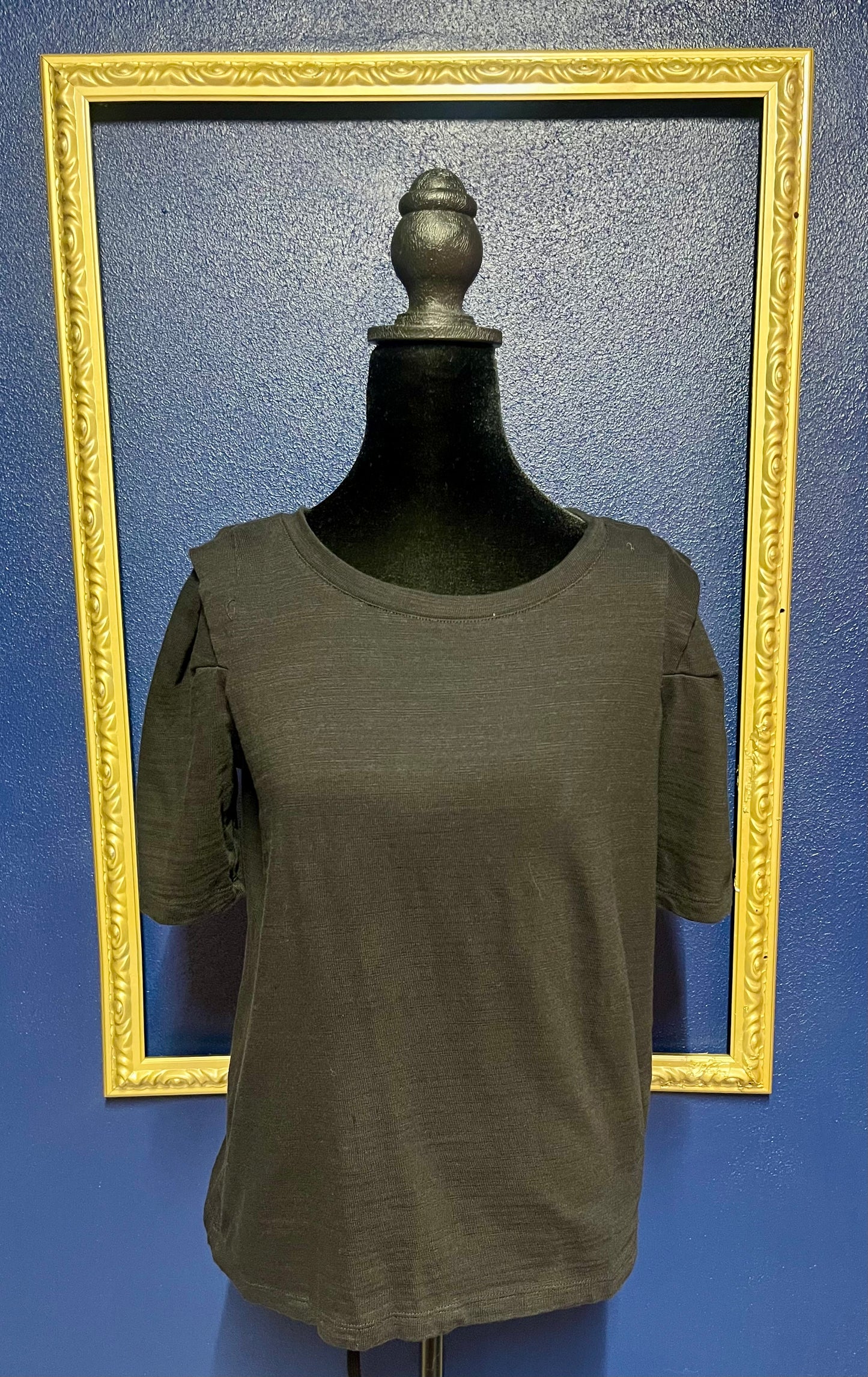 Loft Textured Black Tee