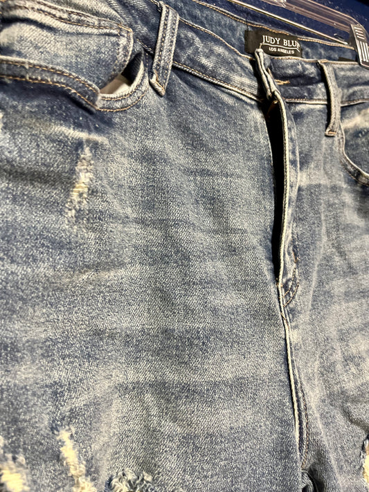 Judy Blue Distressed Straight Leg Jeans