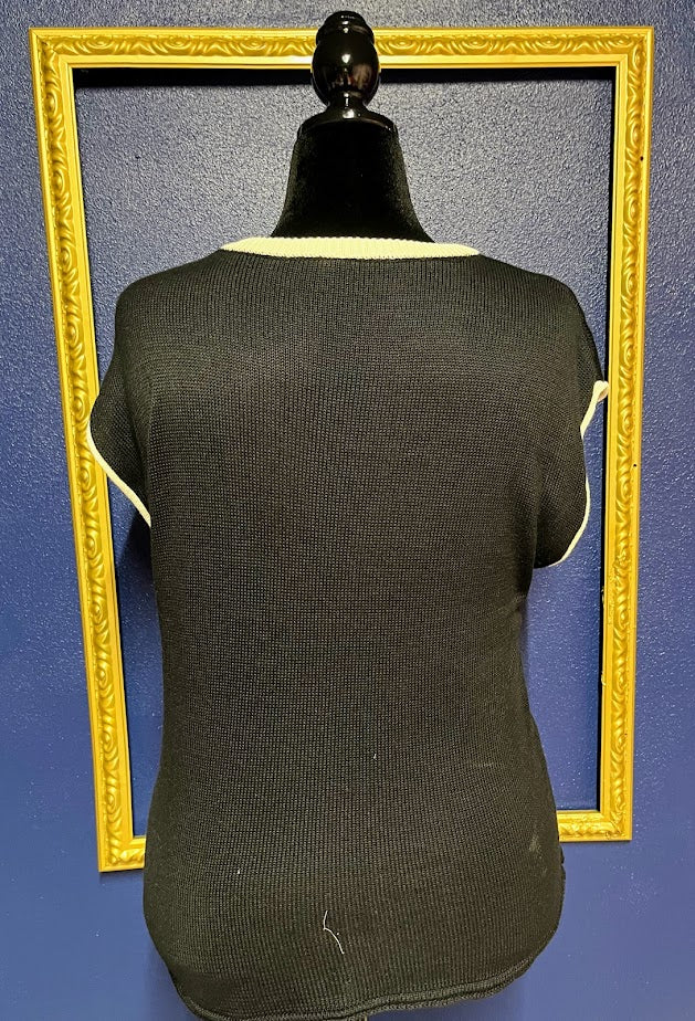Black & White Lightweight Short Sleeve Sweater