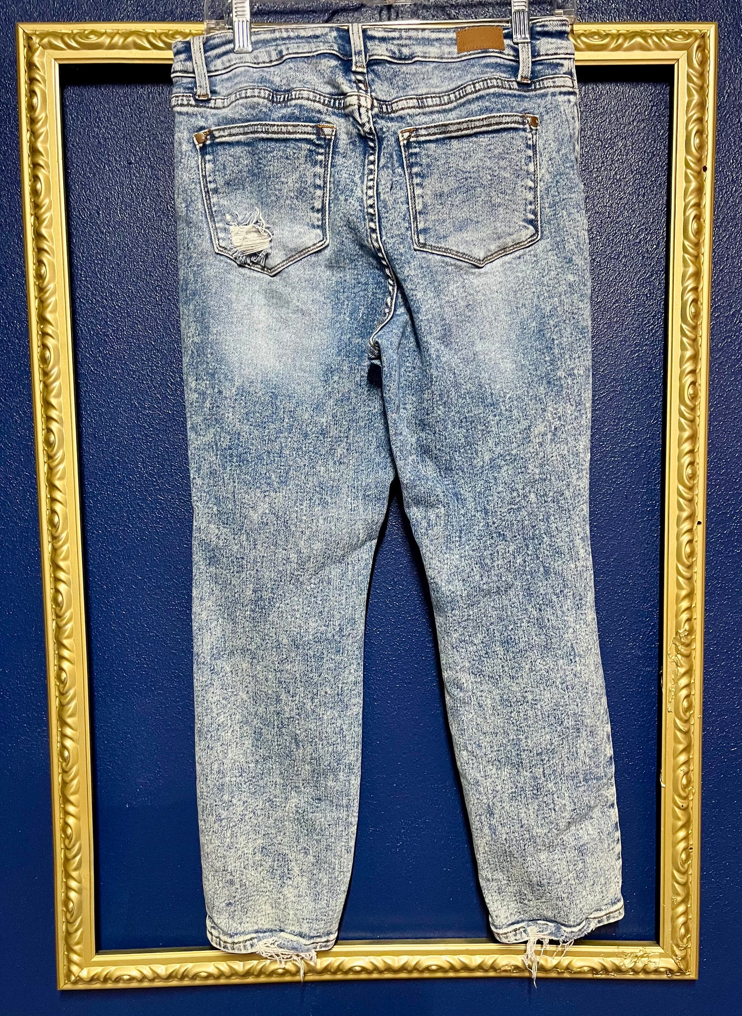 Judy Blue Boyfriend Fit Distressed Jeans
