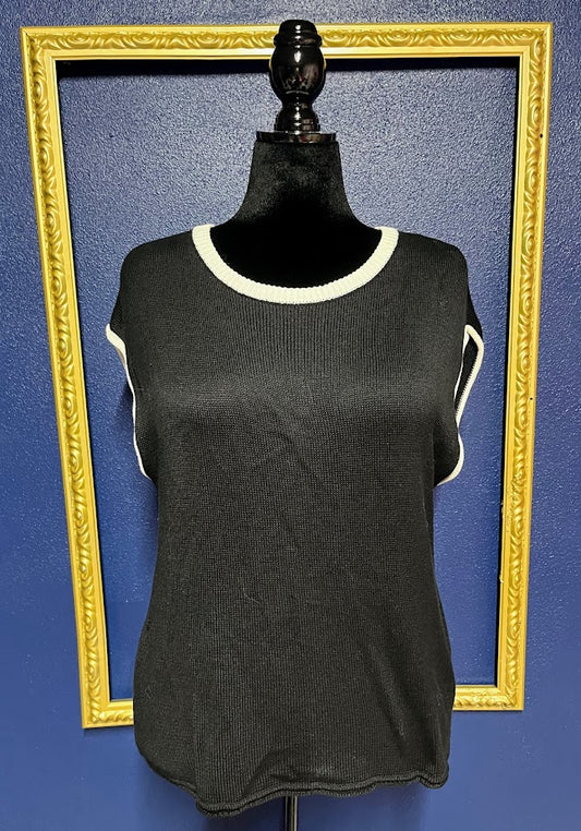 Black & White Lightweight Short Sleeve Sweater