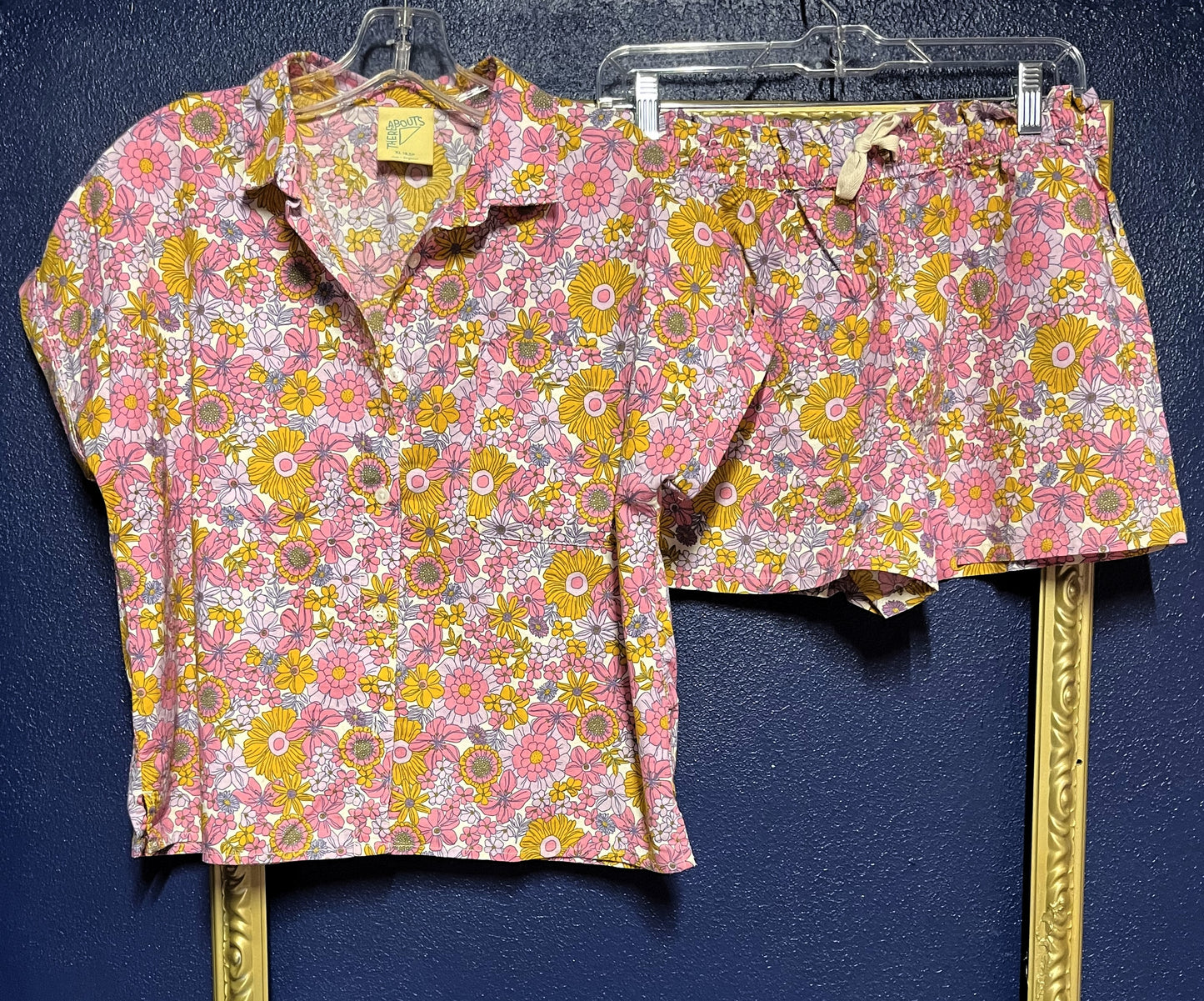 Therabouts Floral Set