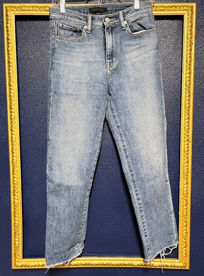 Uniqlo Straight Leg Jeans
