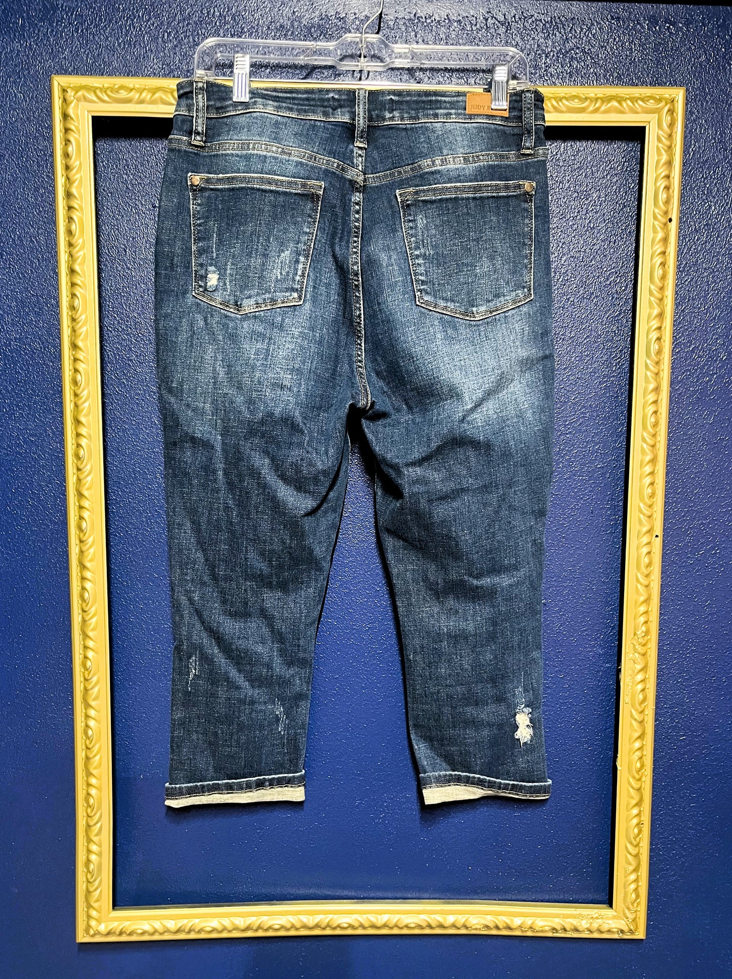 Judy Blue Distressed Capris